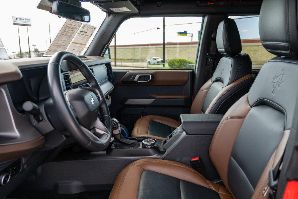 Certified 2023 Ford Bronco Outer Banks AWD/4WD image 13