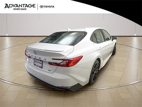 Certified 2025 Toyota Camry SE image 7