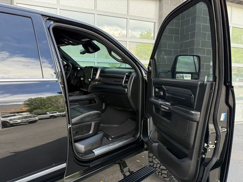 Used 2023 RAM 2500 Limited AWD/4WD image 18
