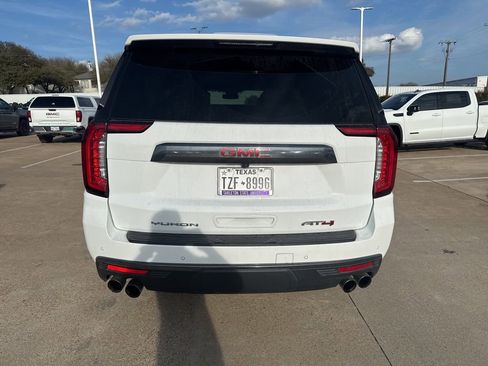 Used 2024 GMC Yukon XL AT4 image 6
