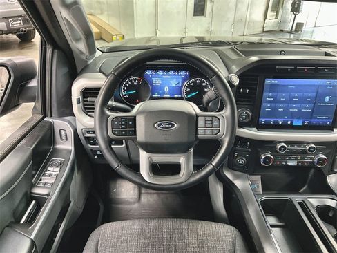 Used 2022 Ford F150 XLT w/ Equipment Group 302A High image 17