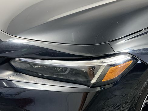 Used 2022 Honda Civic Sport Touring image 11