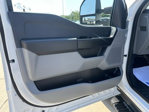 Used 2025 Ford F250 XL w/ XL Driver Assist Package AWD/4WD image 10