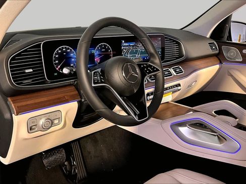 New 2026 Mercedes-Benz GLE 350 4MATIC image 9