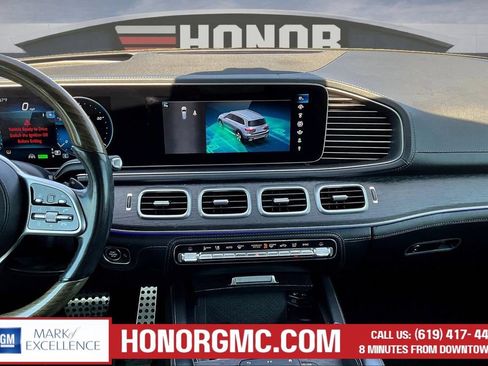 Used 2021 Mercedes-Benz GLS 580 4MATIC image 9
