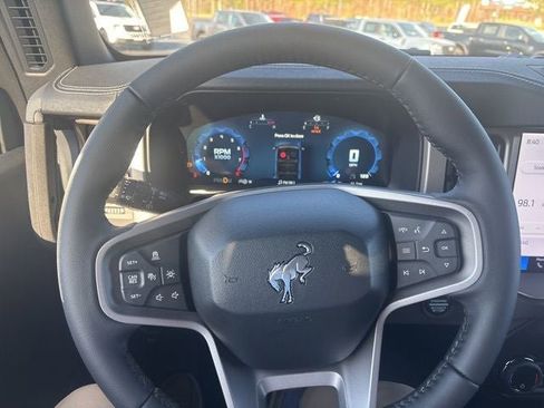 New 2026 Ford Bronco Outer Banks w/ Sasquatch Package AWD/4WD image 14