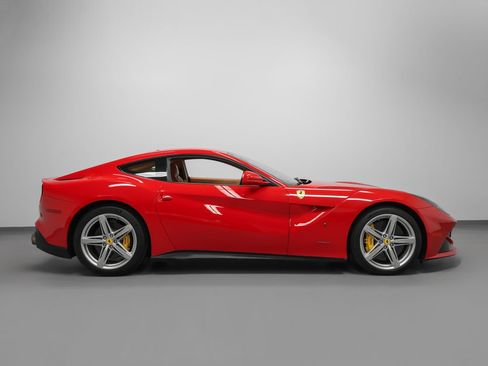 Certified 2014 Ferrari F12 Berlinetta RWD image 8