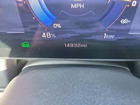 Used 2025 Chevrolet Equinox EV LT FWD image 29