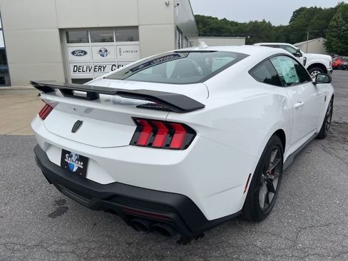 New 2025 Ford Mustang Dark Horse image 9