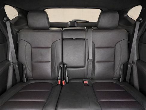 Used 2023 Chevrolet Blazer RS w/ Enhanced Convenience Package FWD image 13