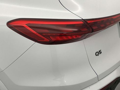 New 2025 Audi Q5 Premium Plus image 16
