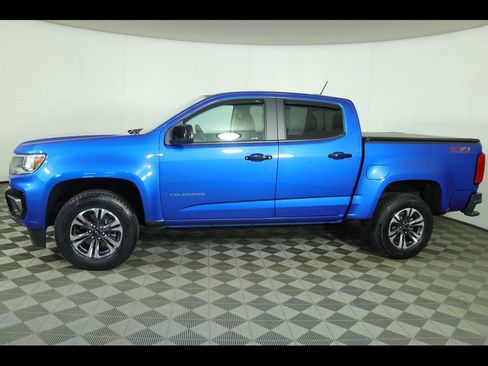 Used 2021 Chevrolet Colorado Z71 w/ Safety Package AWD/4WD image 15