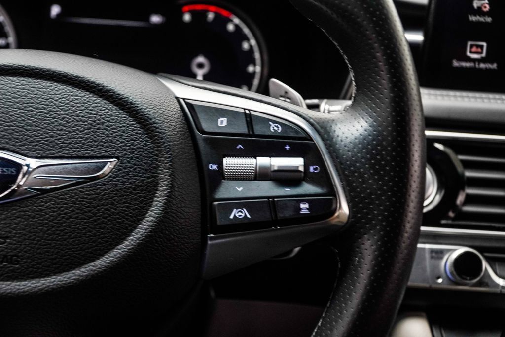 Used 2023 Genesis G70 3.3T RWD image 35