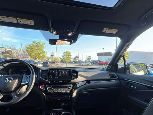 Used 2021 Honda Pilot Black Edition image 21