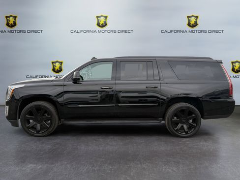 Used 2019 Cadillac Escalade ESV Premium Luxury image 2