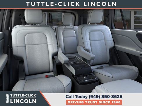 New 2026 Lincoln Aviator Black Label w/ Dynamic Handling Package image 11