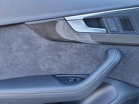 Used 2019 Audi S4 Premium Plus w/ Premium Plus Package image 10