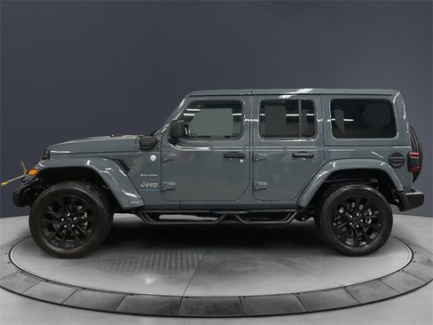 Used 2024 Jeep Wrangler Unlimited Sahara image 2