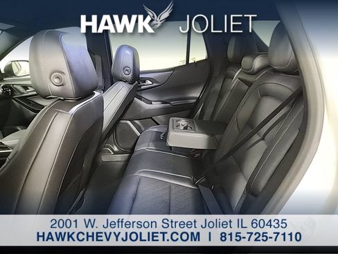 Used 2025 Chevrolet Equinox LT w/ Convenience Package II AWD/4WD image 12