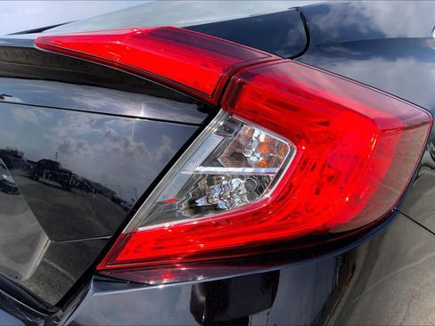 Used 2017 Honda Civic EX image 30