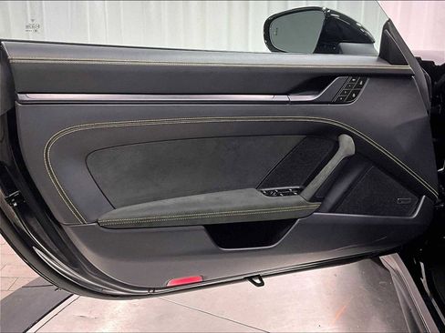 Used 2023 Porsche 911 Carrera GTS image 25