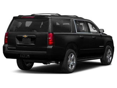 Used 2020 Chevrolet Suburban LT w/ Luxury Package AWD/4WD image 2