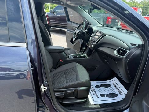 Used 2019 Chevrolet Equinox LT AWD/4WD image 16