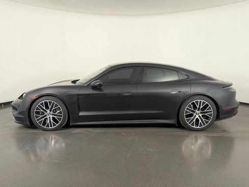 Used 2020 Porsche Taycan Turbo image 5