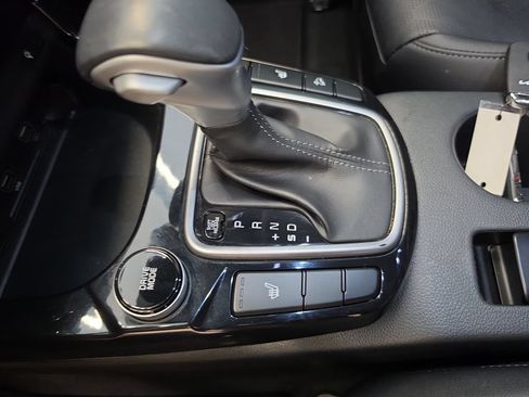 Certified 2023 Kia Seltos SX AWD/4WD image 32