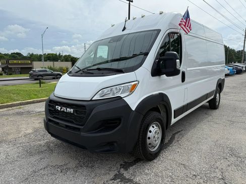 Used 2023 RAM ProMaster 2500 FWD image 8