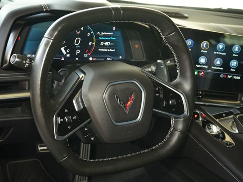 Used 2021 Chevrolet Corvette Stingray Coupe w/ Z51 Performance Package RWD image 6