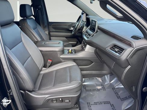 Used 2022 Chevrolet Tahoe LT w/ Luxury Package image 29