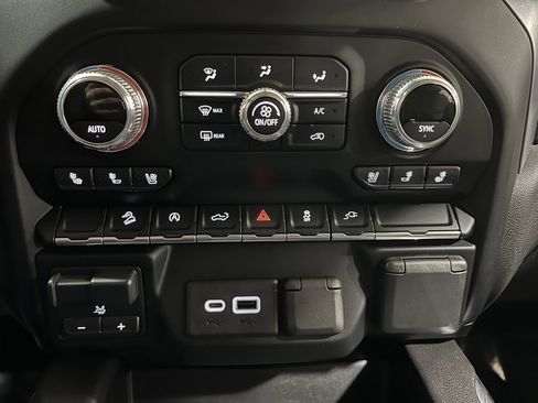 Used 2020 GMC Sierra 1500 SLT w/ SLT Premium Package image 30