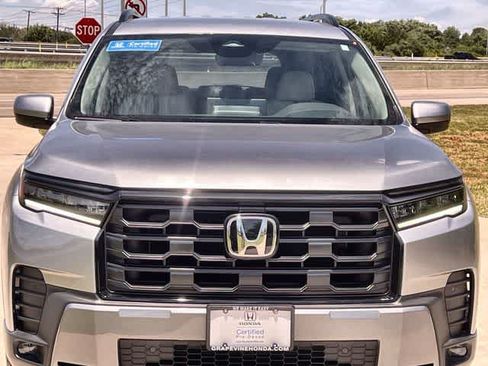 Certified 2026 Honda Pilot EX-L image 7