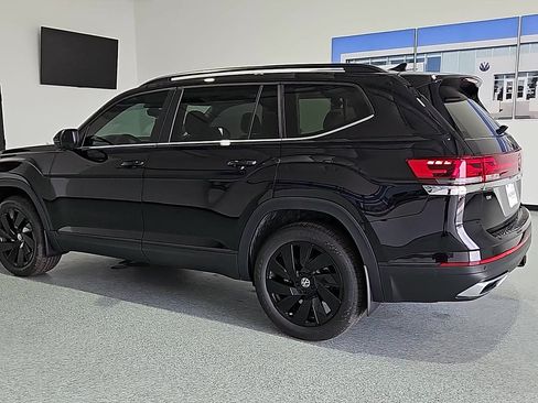 New 2026 Volkswagen Atlas SE FWD image 7