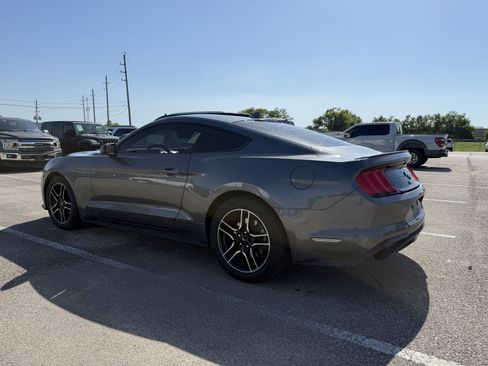 Used 2023 Ford Mustang Premium RWD image 3