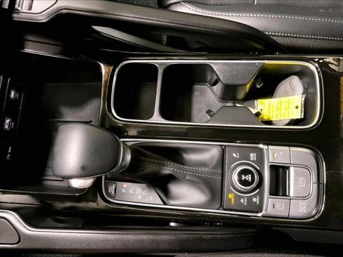 Used 2025 Kia Telluride S image 42