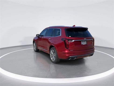 Used 2020 Cadillac XT6 Premium Luxury image 5