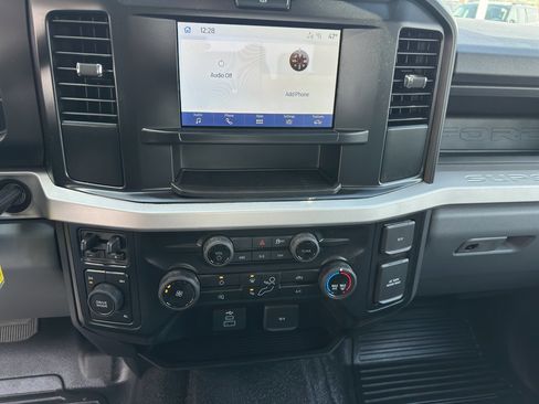 New 2026 Ford F250 XL AWD/4WD image 19