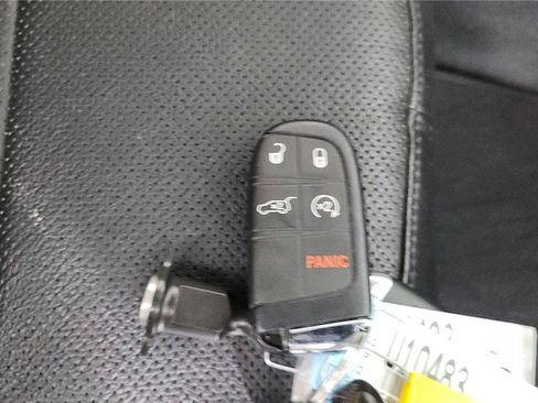 Used 2022 Jeep Compass Limited w/ Elite Group AWD/4WD image 23