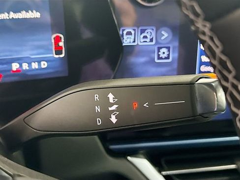 New 2026 Chevrolet Equinox EV LT FWD image 18
