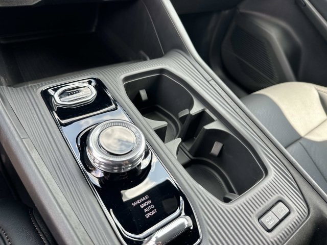 New 2026 Jeep Cherokee Limited AWD/4WD image 29