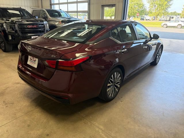 Used 2024 Nissan Altima 2.5 SV FWD image 5