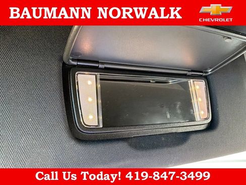 Used 2024 Buick Enclave Essence w/ Sport Touring Edition FWD image 27