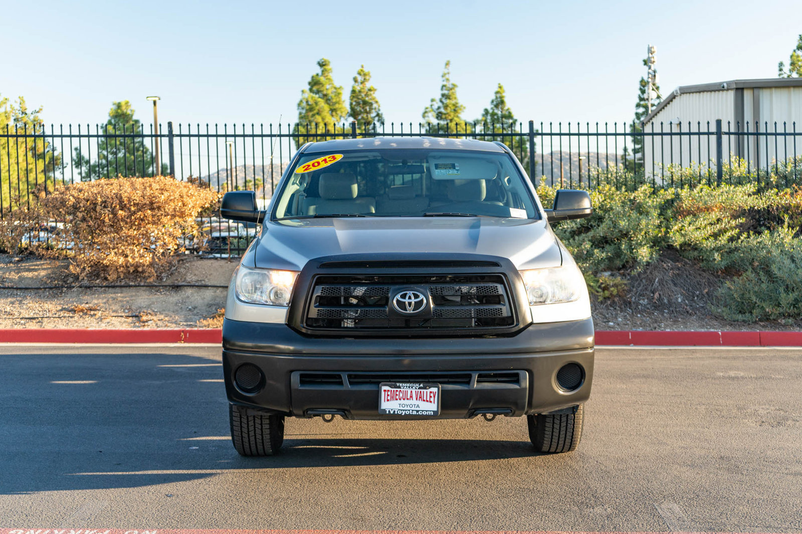 Used 2013 Toyota Tundra 2WD Regular Cab image 2