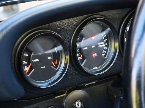 Used 1987 Porsche 911 Carrera RWD image 64