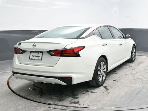 Used 2021 Nissan Altima 2.5 S image 6