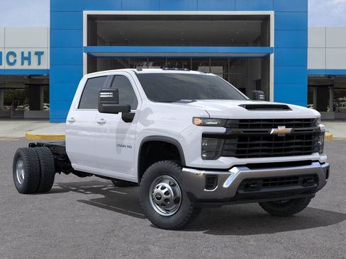New 2026 Chevrolet Silverado 3500 W/T w/ WT Convenience Package AWD/4WD image 7