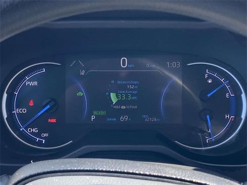 Used 2025 Toyota RAV4 XLE image 25