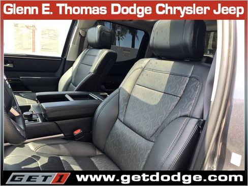 Used 2024 Toyota Tundra Limited AWD/4WD image 24